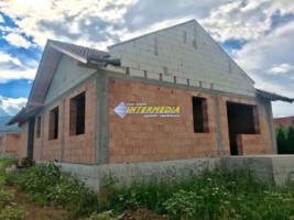 casa-la-rosu-de-vanzare-alba-micesti